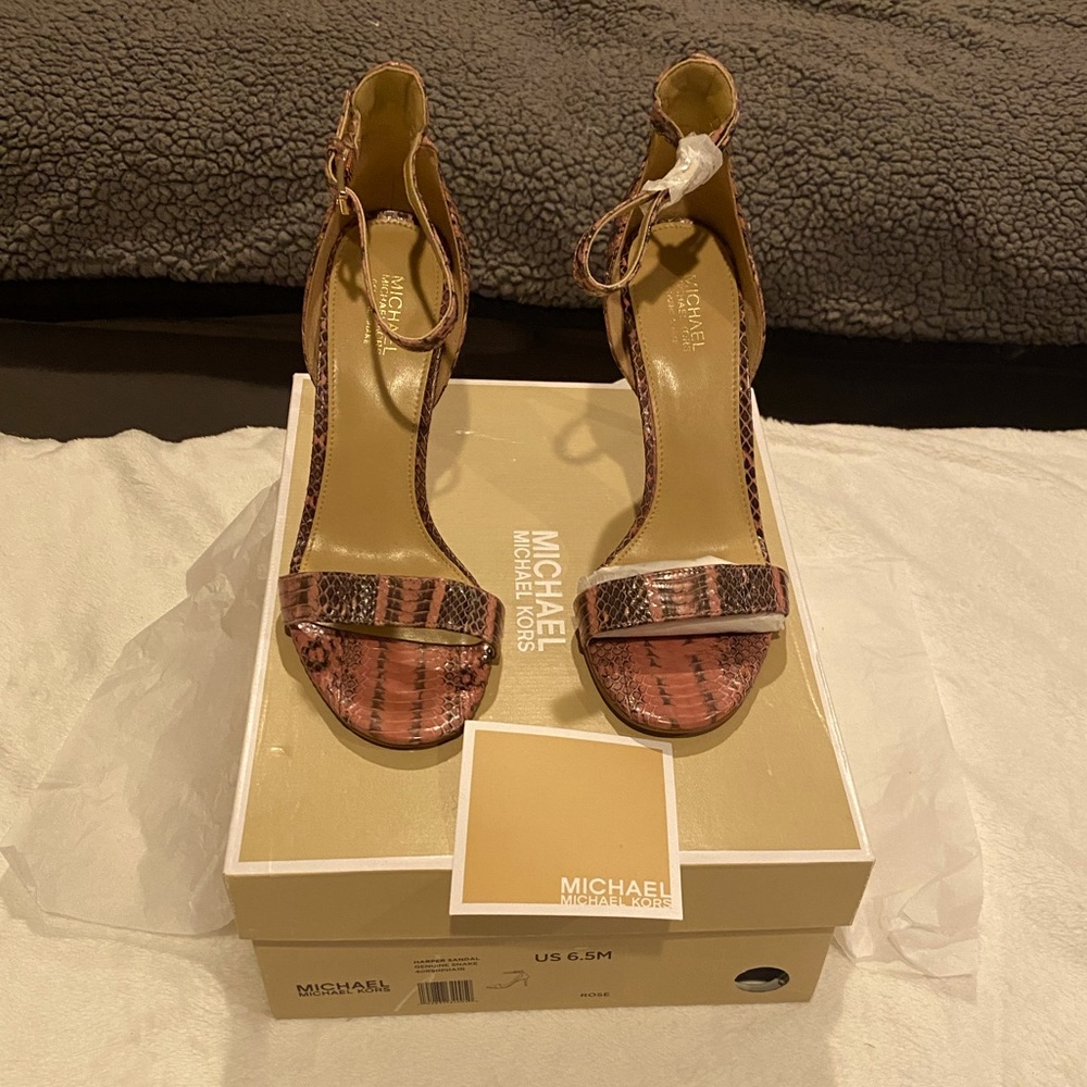 MICHAEL KORS Shoes